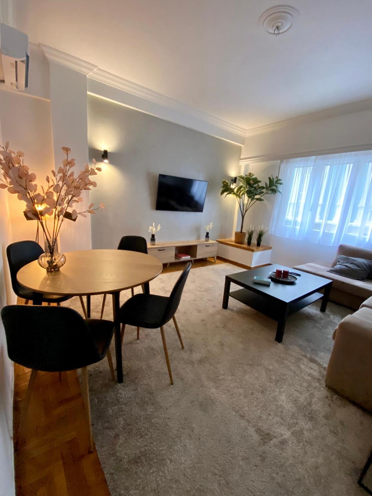 Cozy Apartment In Kolonaki Athens - Sleeps 5 Zewnętrze zdjęcie